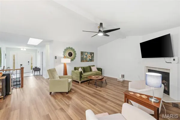 $350,000 | 48 Rue De Paix Drive, Unit 39, Lake St. Louis, MO 63367