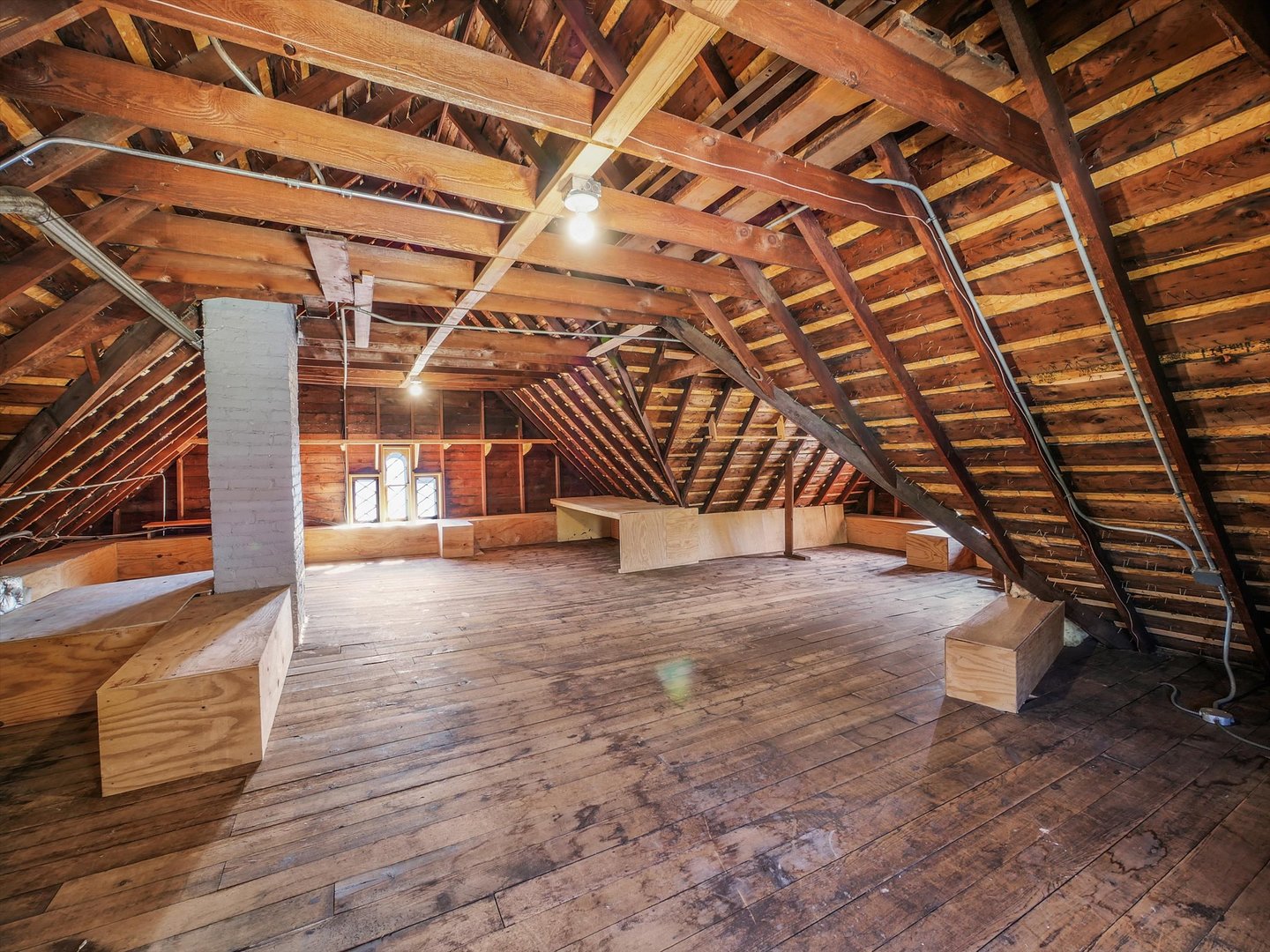 725 North Spring Street Elgin, IL 60120 - Photo 26 of 55 a view of entryway