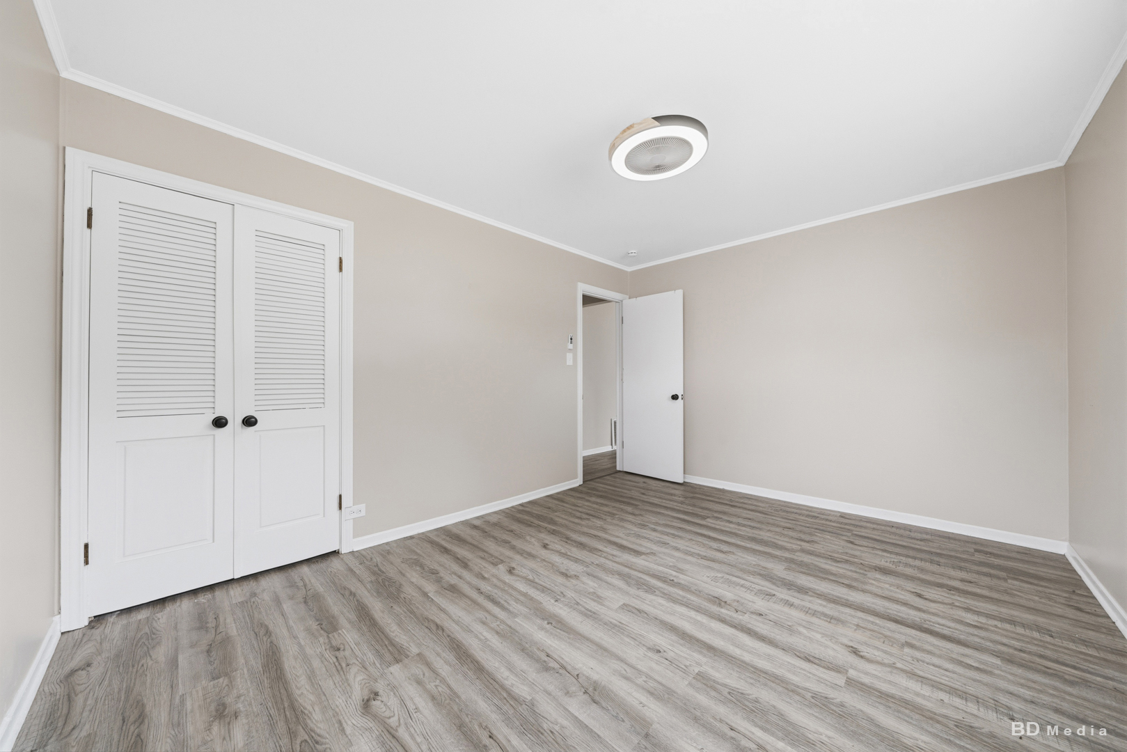 17555 Howe Avenue Homewood, IL 60430 - Photo 17 of 34 Gallery Image 17