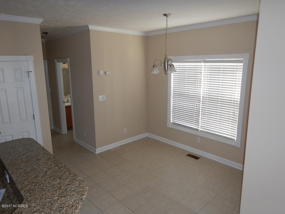 200 Middle Ridge Drive Hubert, NC 28539 - Photo 5 of 23 DSCN1322 (Copy)
