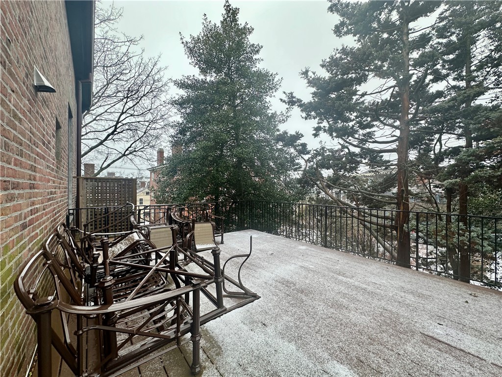 10 Young Street, Unit 2 Newport, RI 02840 - Photo 11 of 30