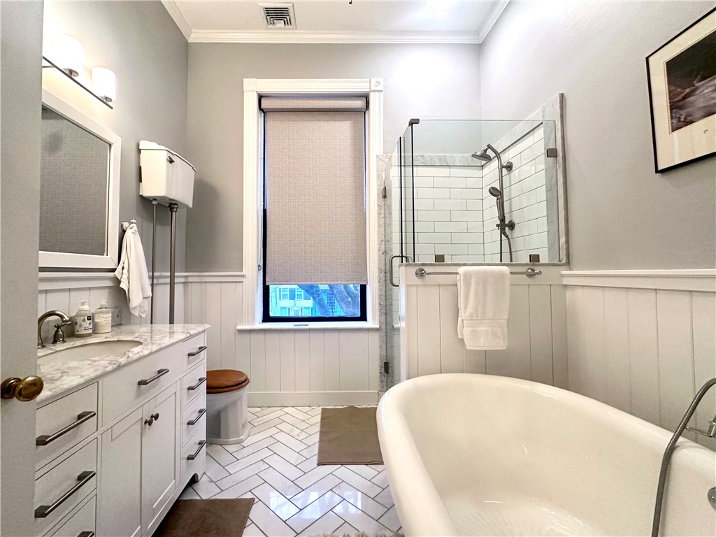 10 Young Street, Unit 2 Newport, RI 02840 - Photo 18 of 30