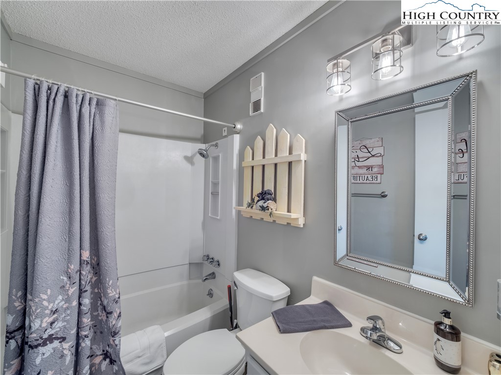 301 Pinnacle Inn Road, Unit 3125 Beech Mountain, NC 28604 - Photo 14 of 31 Gallery Image 14