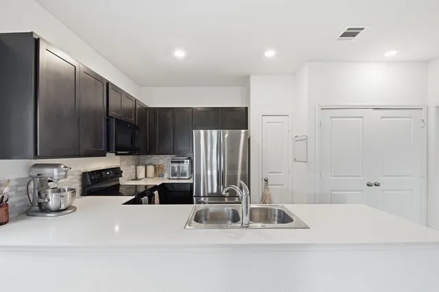 $1,800 | 1106 Cattail Lane, Bastrop, TX 78602