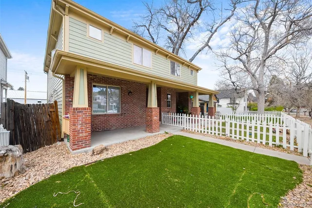 $1,025,000 | 109 Cantril Street, Castle Rock, CO 80104