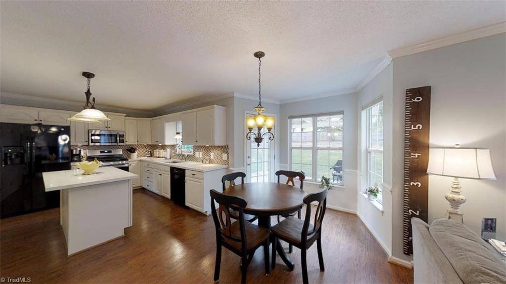 3111 Timberwolf Avenue High Point, NC 27265 - Photo 5 of 21 Open Breakfast Kitchen