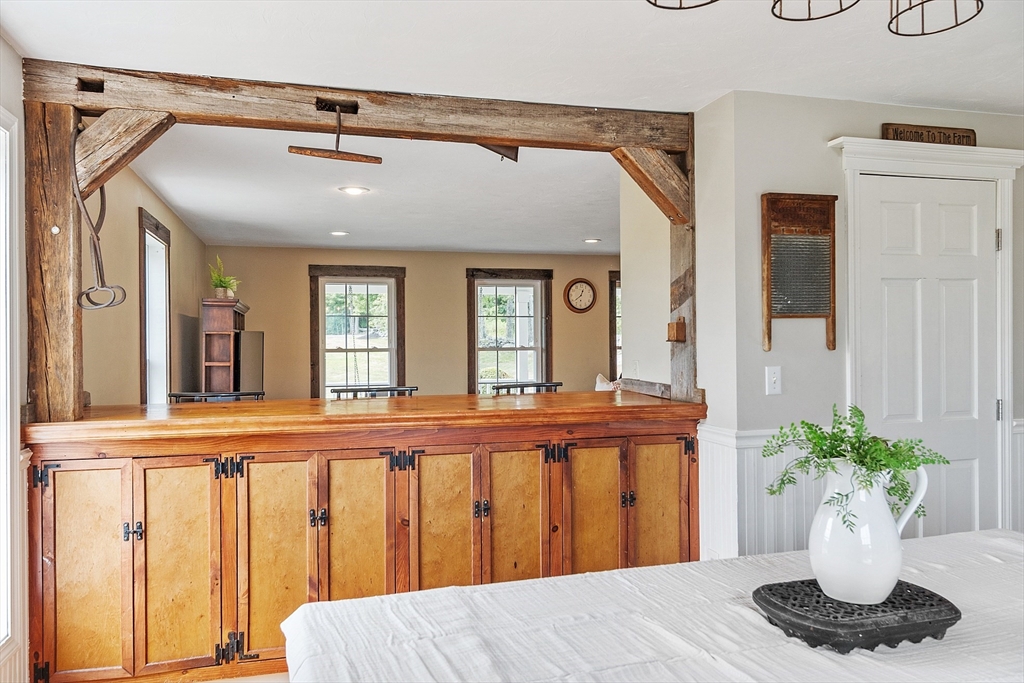 11 Syd Smith Road Westminster, MA 01473 - Photo 7 of 42 a view of a living room and a entryway