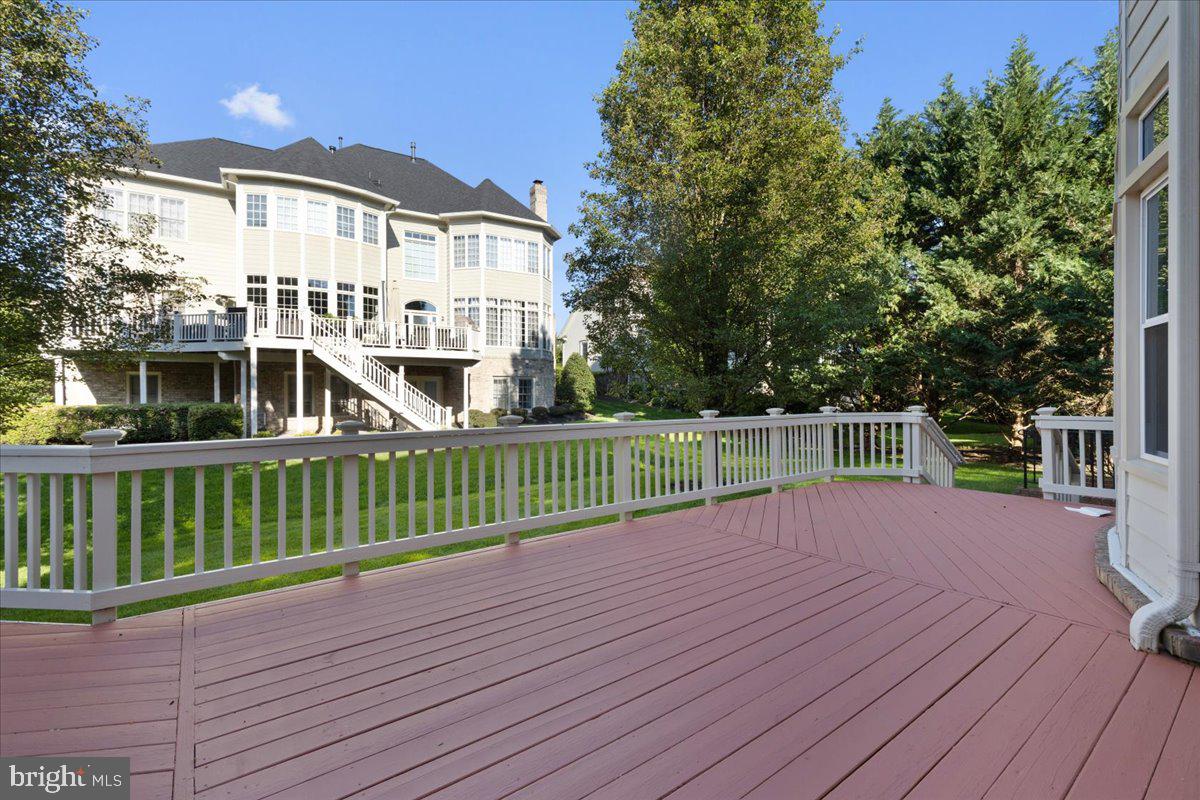 8441 Link Hills Loop Gainesville, VA 20155 - Photo 20 of 81