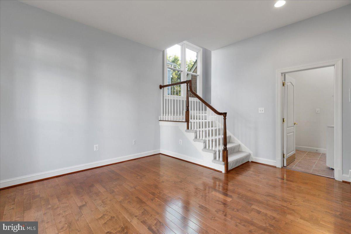 8441 Link Hills Loop Gainesville, VA 20155 - Photo 31 of 81