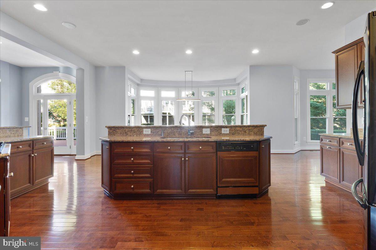 8441 Link Hills Loop Gainesville, VA 20155 - Photo 40 of 81