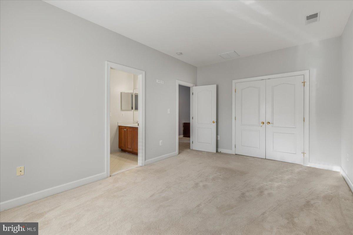 8441 Link Hills Loop Gainesville, VA 20155 - Photo 57 of 81