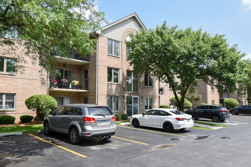 10278 SW Highway, Unit 1D Chicago Ridge, IL 60415 - Photo 14 of 16 Gallery Image 14