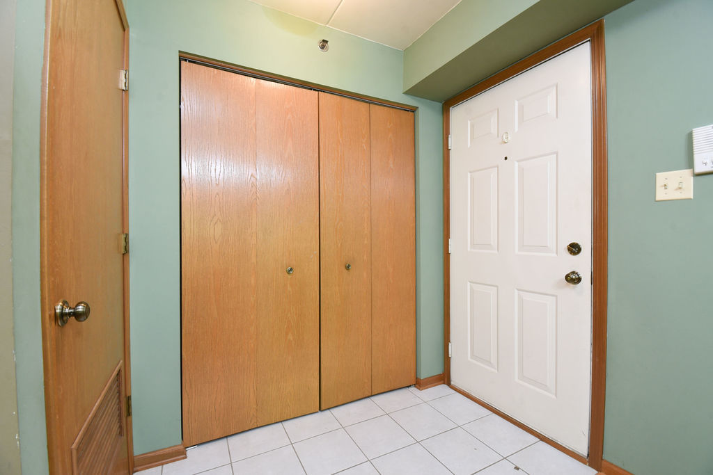10278 SW Highway, Unit 1D Chicago Ridge, IL 60415 - Photo 7 of 16 Gallery Image 7