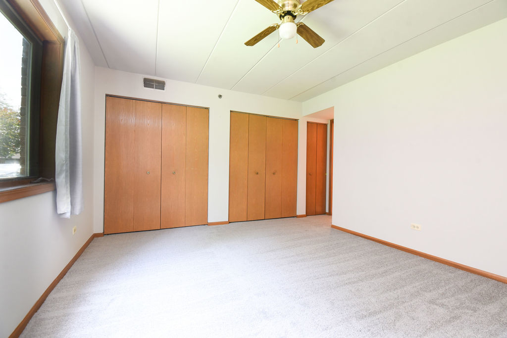 10278 SW Highway, Unit 1D Chicago Ridge, IL 60415 - Photo 9 of 16 Gallery Image 9