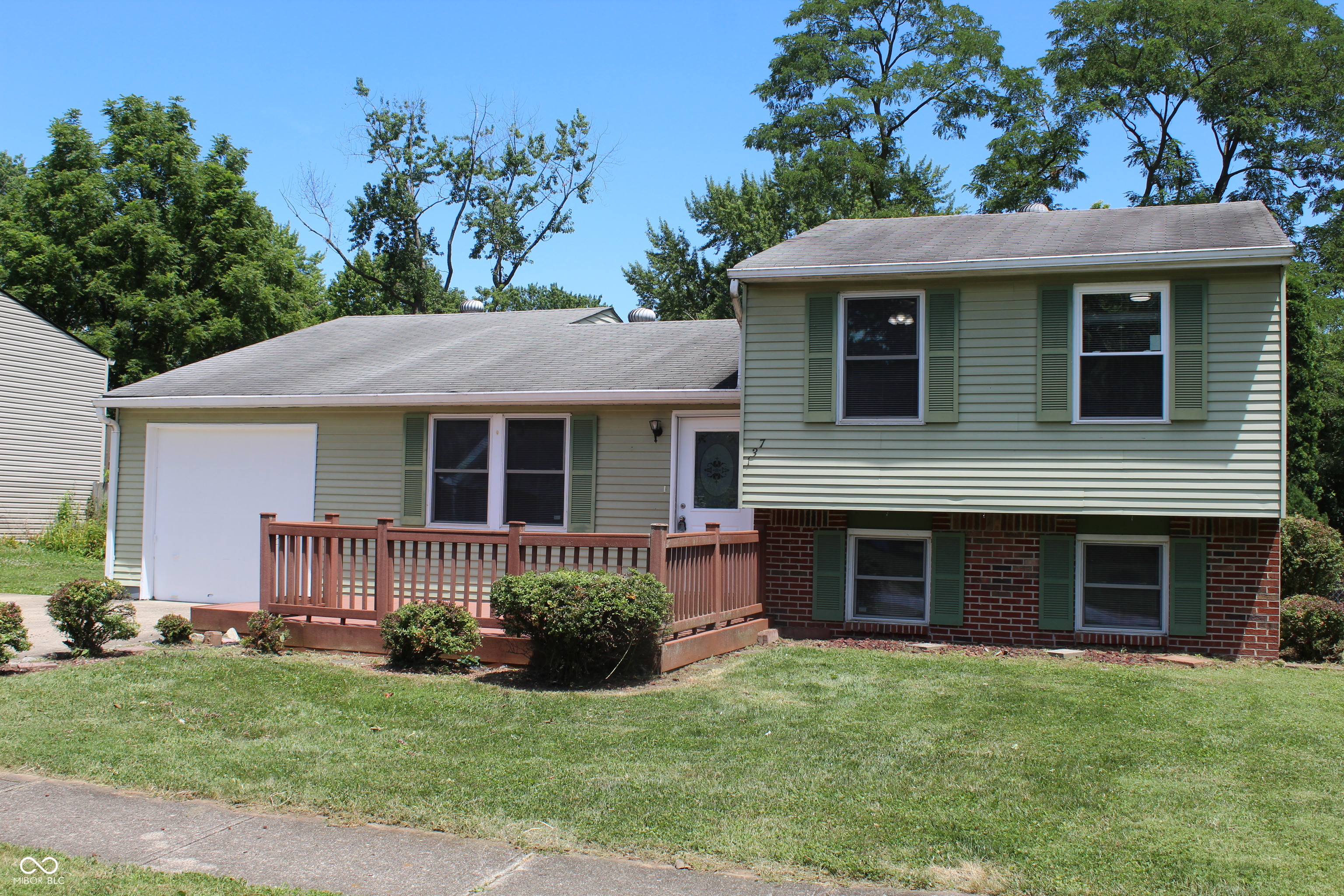 137 Coronado Road Indianapolis, IN 46234 - Photo 1 of 20 Gallery Image 1
