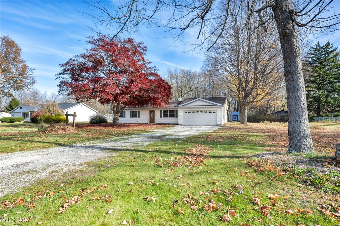 1451 Bennett Road Madison, OH 44057 - Photo 4 of 33