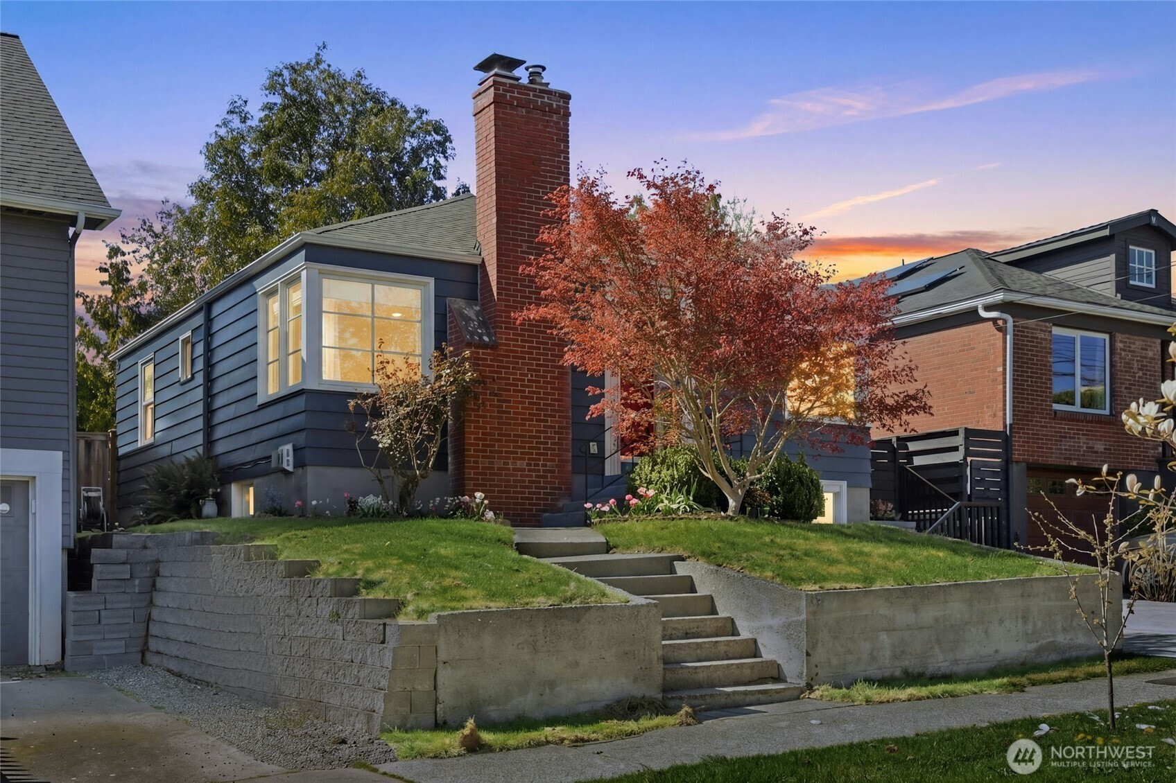 3919 Midvale Avenue North Seattle, WA 98103 - Photo 2 of 38 Gallery Image 2