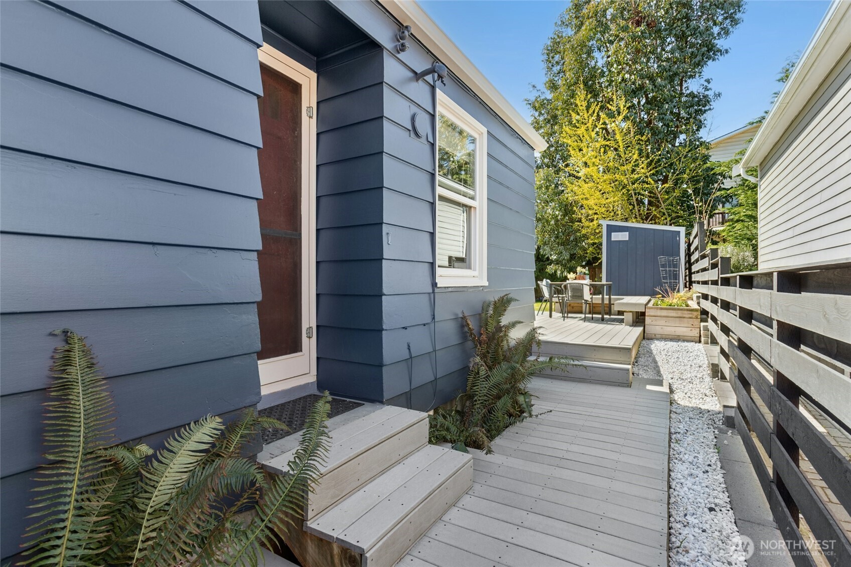 3919 Midvale Avenue North Seattle, WA 98103 - Photo 34 of 38 Gallery Image 34