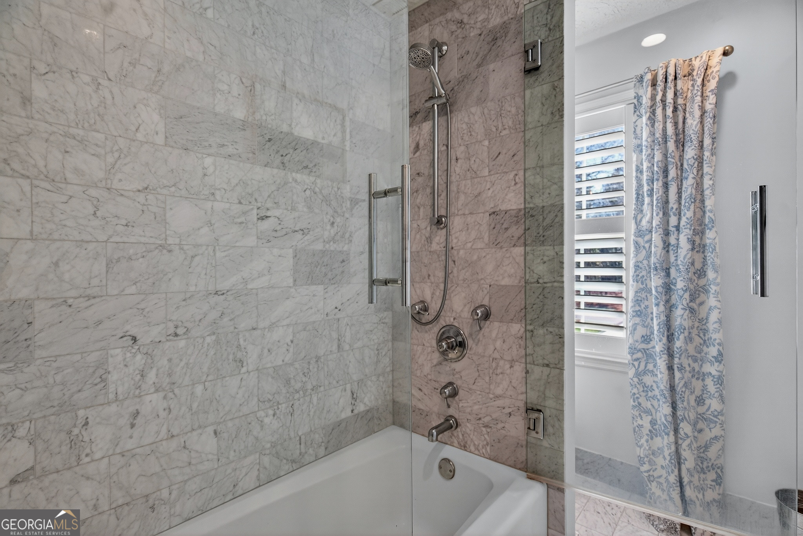 638 Cameron Mill Road LaGrange, GA 30240 - Photo 46 of 72 a bathroom with a bathtub and shower