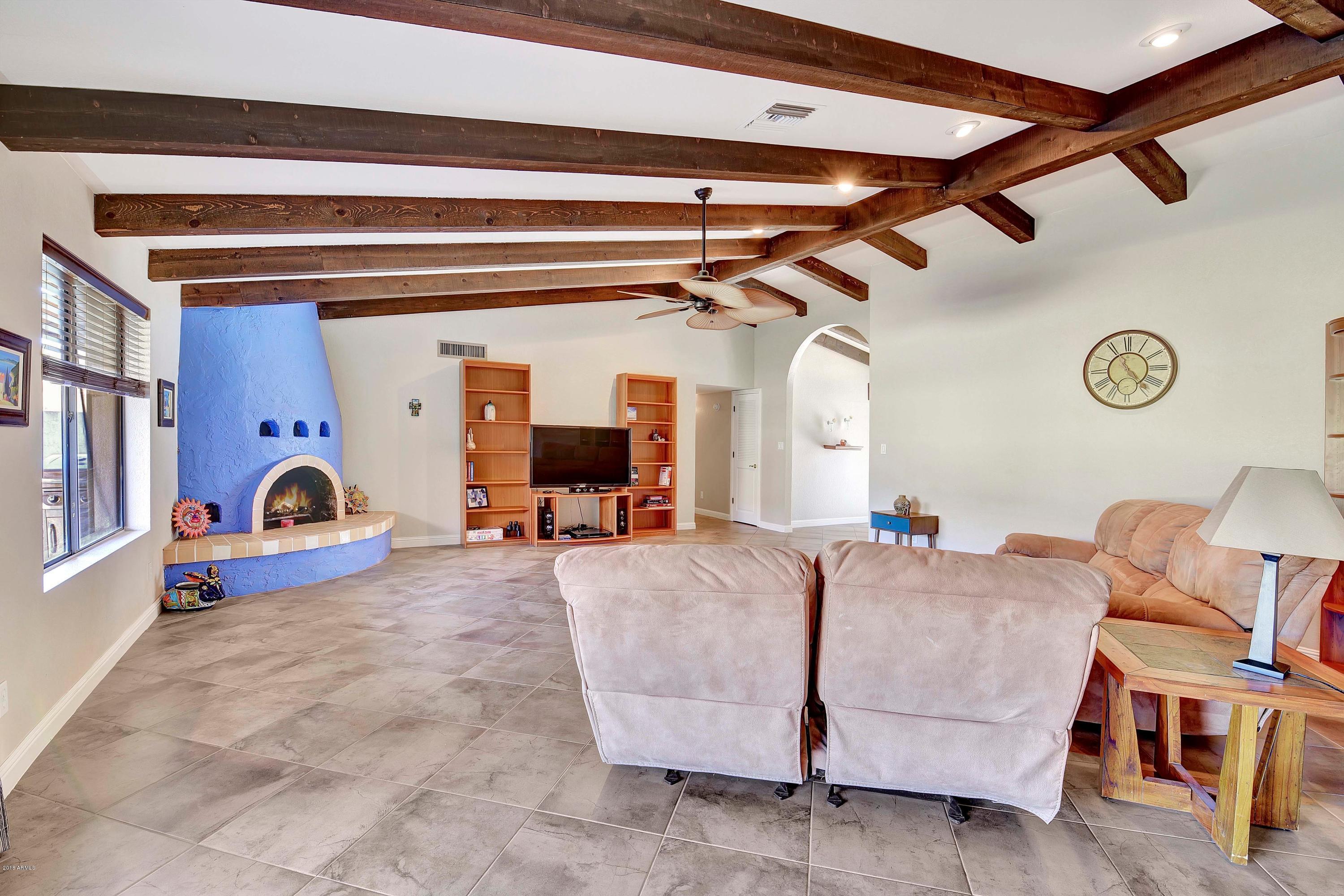 1028 East El Freda Road Tempe, AZ 85284 - Photo 13 of 44 1028 E El Freda Rd Tempe AZ-MLS_Size-013