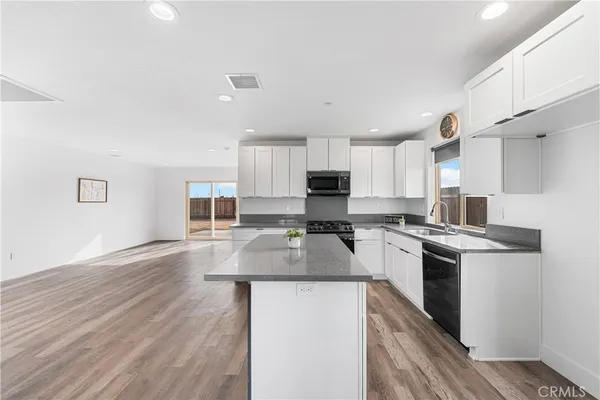 $355,000 | 7270 Poppy Boulevard, California City, CA 93505
