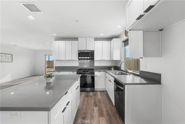 $355,000 | 7270 Poppy Boulevard, California City, CA 93505