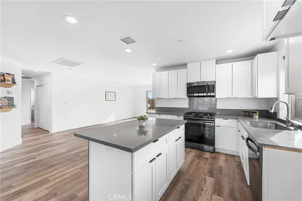 $355,000 | 7270 Poppy Boulevard, California City, CA 93505