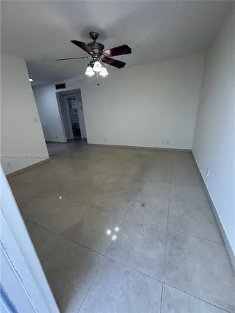 $1,590 | 30 Southeast 4th Avenue, Unit 116, Hallandale Beach, FL 33009