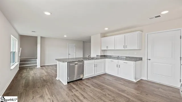 $246,900 | 1939 Gracie Drive, Woodruff, SC 29388