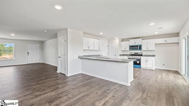 $246,900 | 1939 Gracie Drive, Woodruff, SC 29388