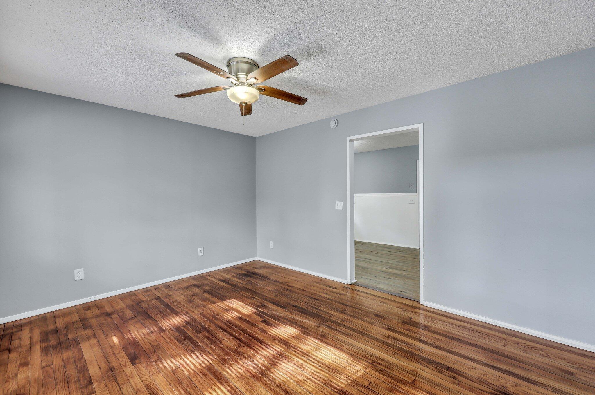 1652 Larry Street North Charleston, SC 29406 - Photo 5 of 23 1652 Larry Street