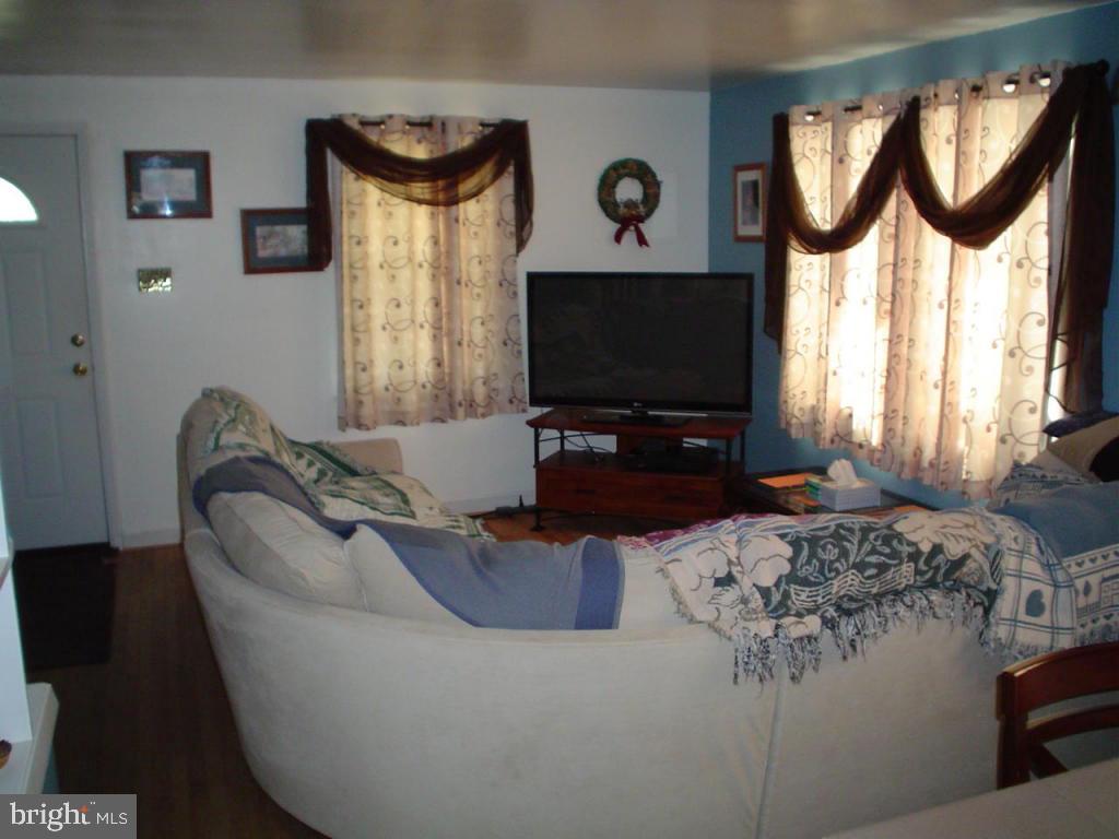 1106 Ranck Mill Road Lancaster, PA 17602 - Photo 5 of 14 Gallery Image 5