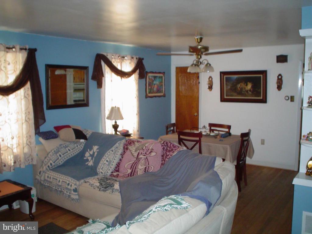 1106 Ranck Mill Road Lancaster, PA 17602 - Photo 6 of 14 Gallery Image 6