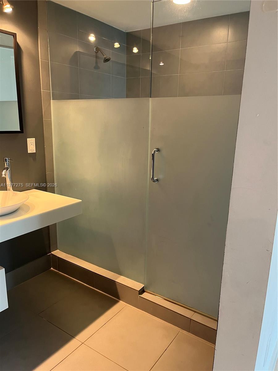 92 Southwest 3rd Street, Unit 1801 Miami, FL 33130 - Photo 19 of 23