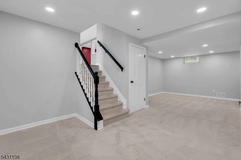66 Dayton Road Jamesburg, NJ 08831 - Photo 18 of 31