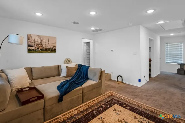 $1,850 | 5726 Hematite Rim, San Antonio, TX 78222