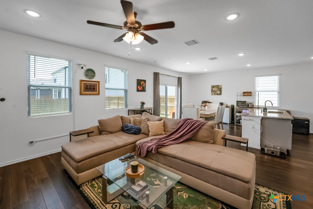 5726 Hematite Rim San Antonio, TX 78222 - Photo 3 of 25