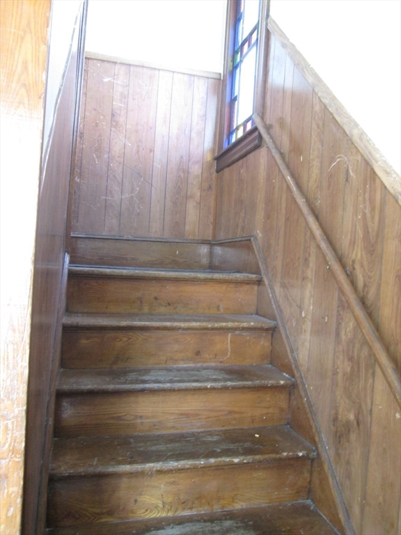 68-72 Mooreland Street Springfield, MA 01104 - Photo 11 of 36