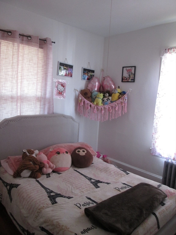 68-72 Mooreland Street Springfield, MA 01104 - Photo 21 of 36