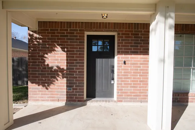 $2,250 | 22718 Tara Way Drive, Katy, TX 77449