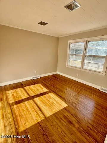 $179,900 | 3530 South Pitt Street, Farmville, NC 27828