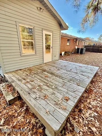 $179,900 | 3530 South Pitt Street, Farmville, NC 27828