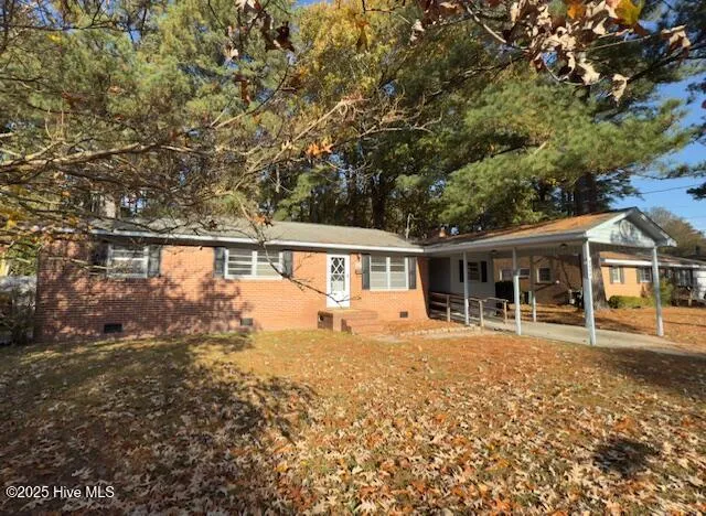 $179,900 | 3530 South Pitt Street, Farmville, NC 27828