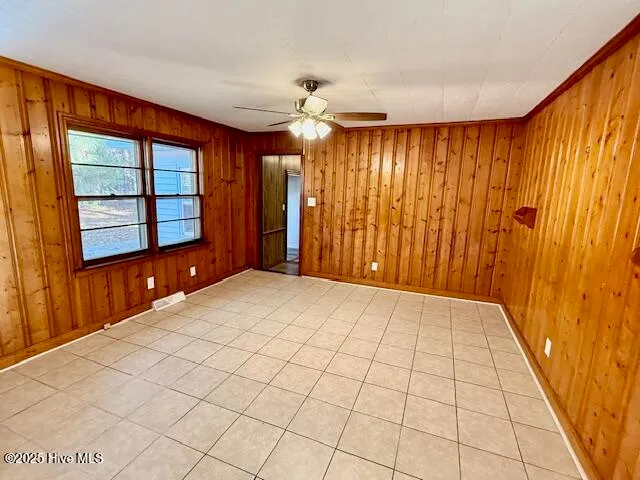 $179,900 | 3530 South Pitt Street, Farmville, NC 27828