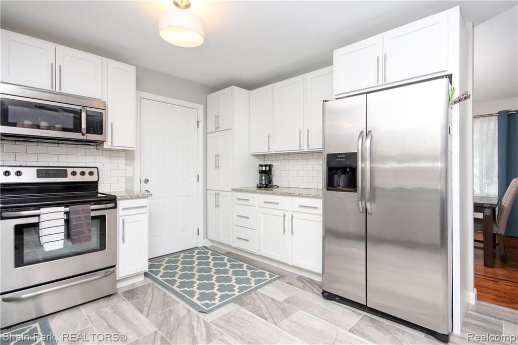800 Willard Avenue Rochester Hills, MI 48307 - Photo 11 of 41