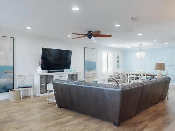 $1,600,000 | 435 Jessamine Avenue, New Smyrna Beach, FL 32169