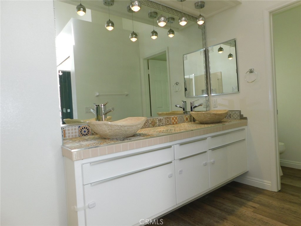 5 Lakefront Irvine, CA 92604 - Photo 22 of 33
