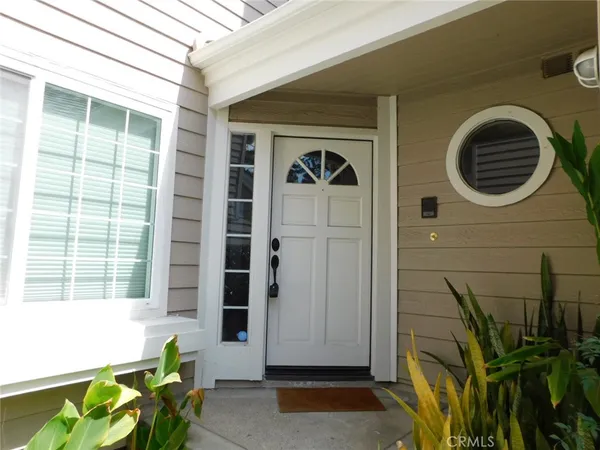 $5,200 | 5 Lakefront, Irvine, CA 92604