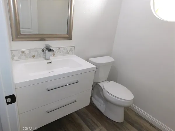 $5,200 | 5 Lakefront, Irvine, CA 92604