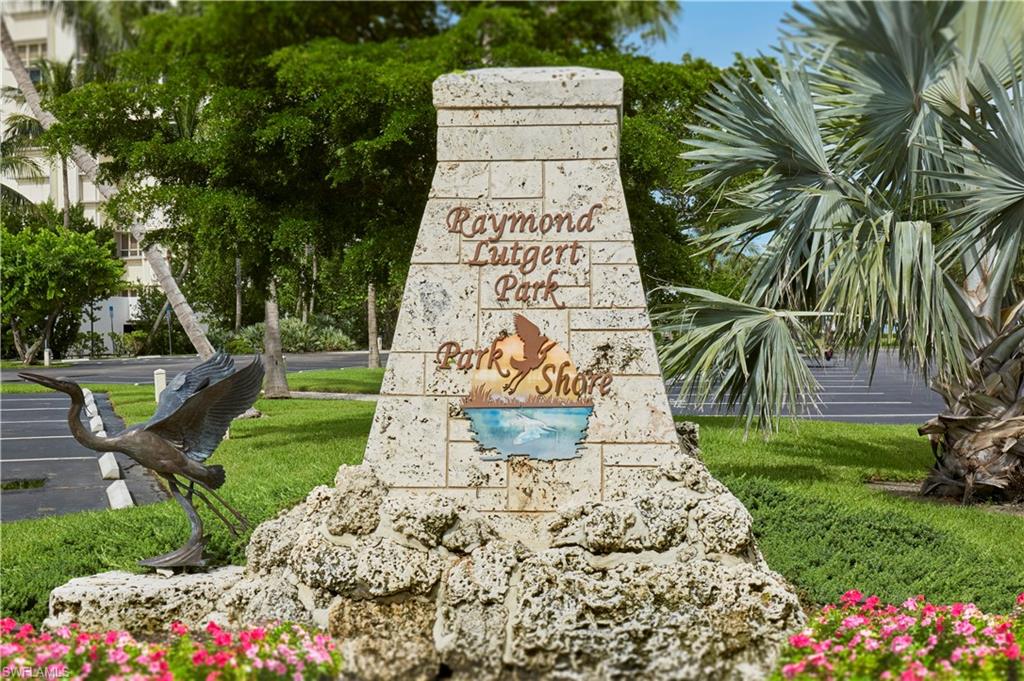 4916 Crayton Road Naples, FL 34103 - Photo 31 of 34